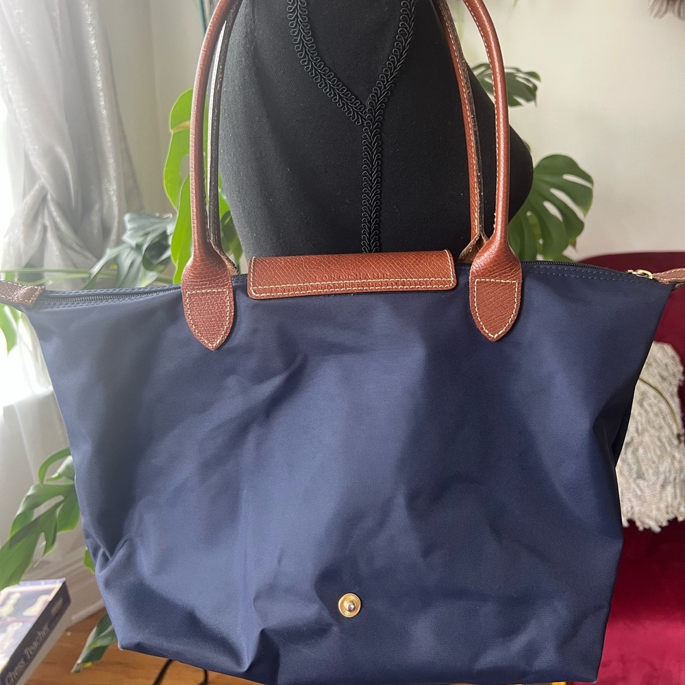 Longchamp
Le Pliage  Small Nylon Tote Bag - Picture 4 of 16